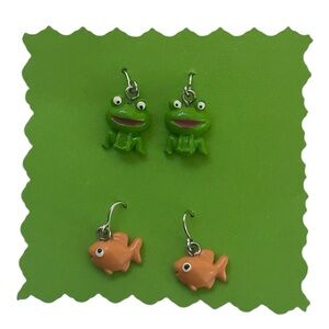 *FREE WITH PURCHASE* GIRL’S EARRINGS FROG FISH